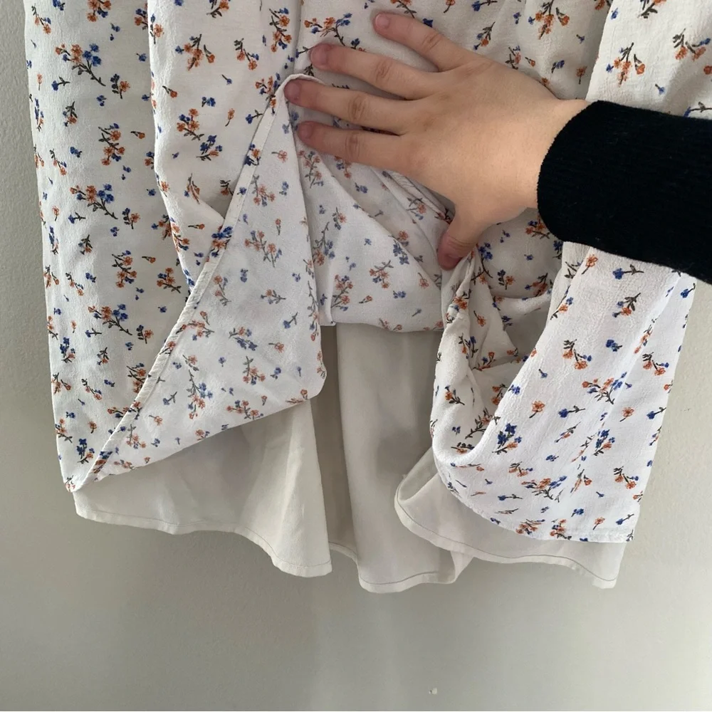 AMERICAN EAGLE Floral Button-Up Silt Midi Skirt Size Medium - Picture 6 of 8
